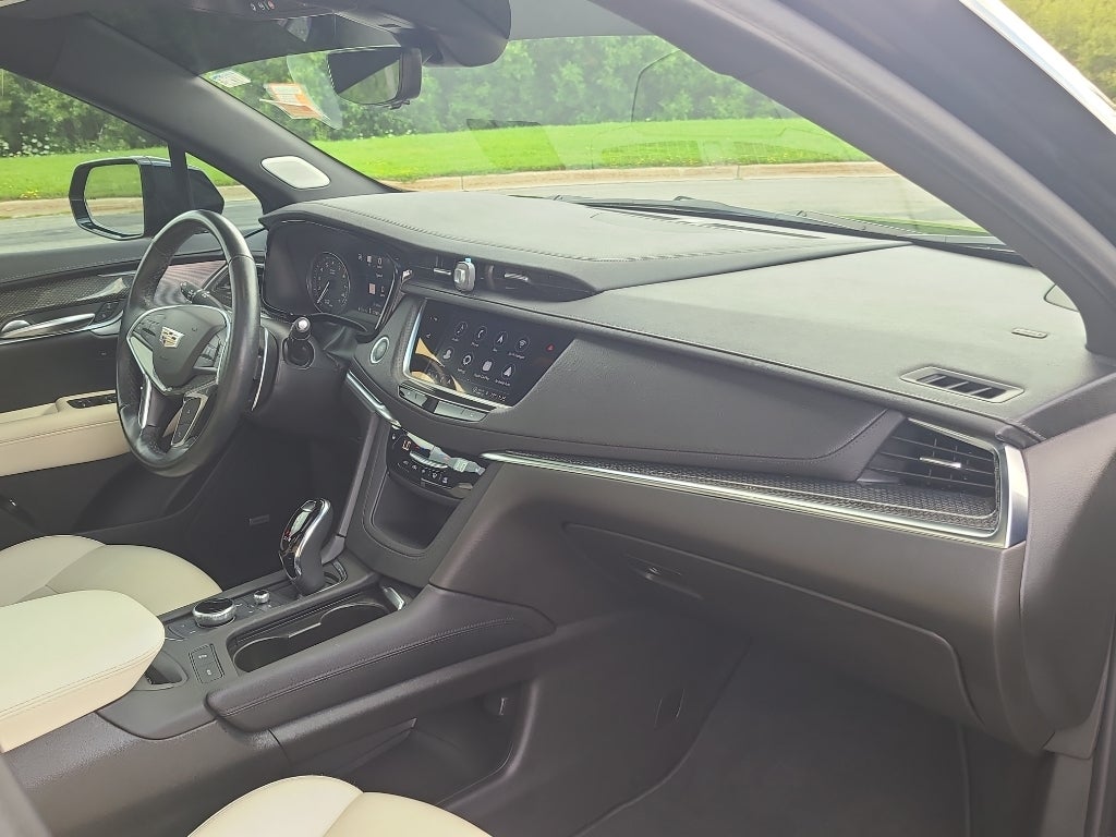 2023 Cadillac XT5 AWD Sport