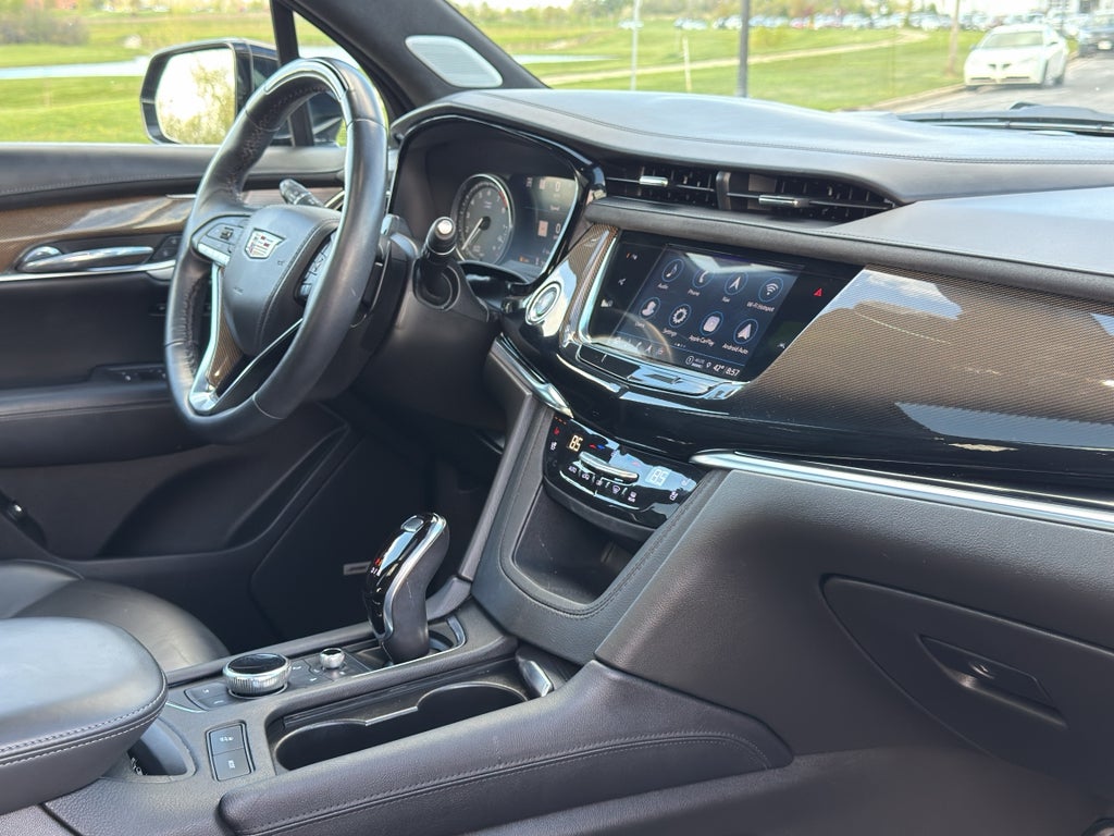 2022 Cadillac XT6 Premium Luxury