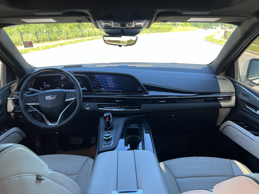 2023 Cadillac Escalade ESV Sport