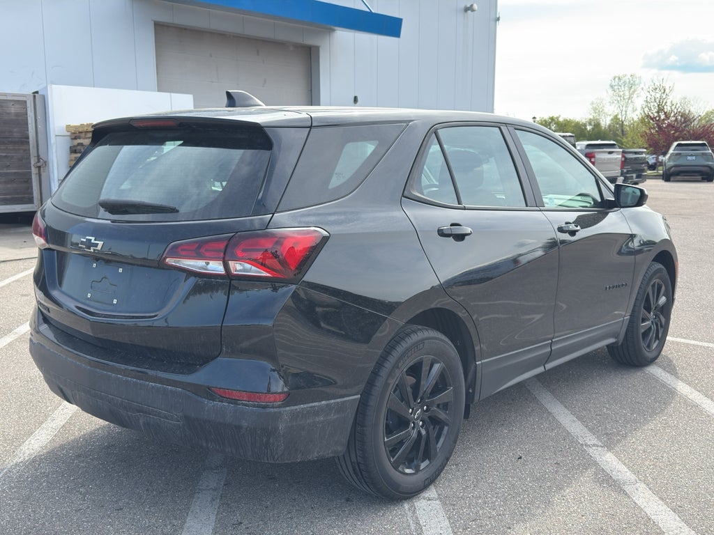 2023 Chevrolet Equinox LS