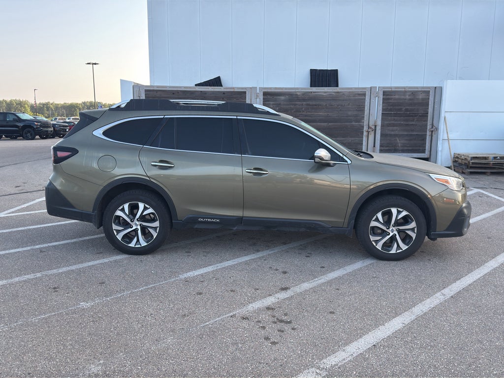 2022 Subaru Outback Touring