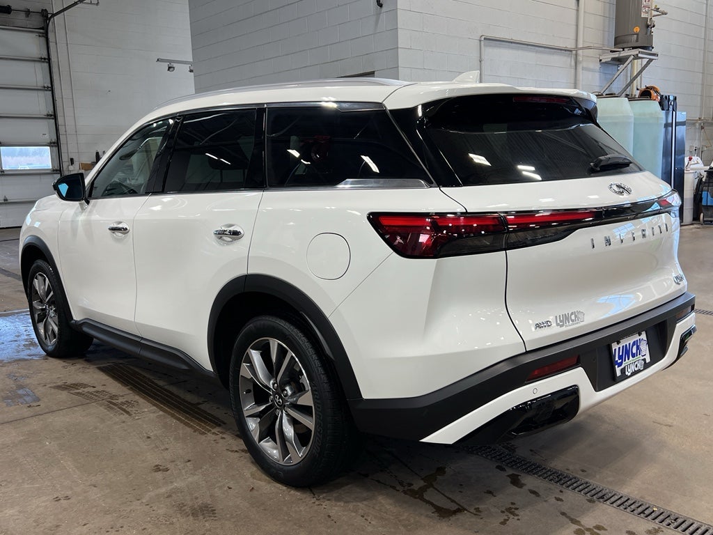 2024 INFINITI QX60 LUXE