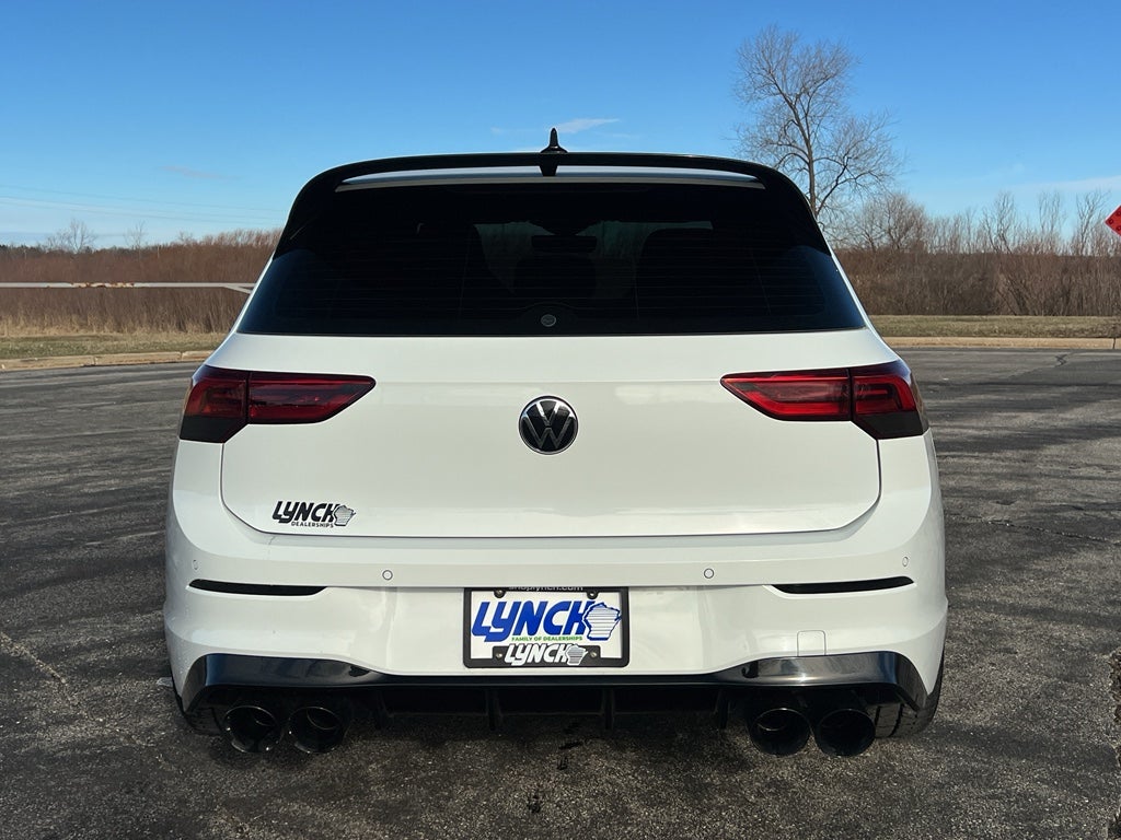 2023 Volkswagen Golf R BASE