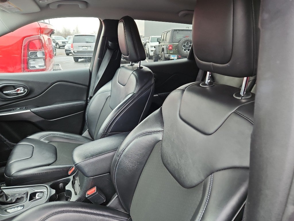 2019 Jeep Cherokee Latitude Plus