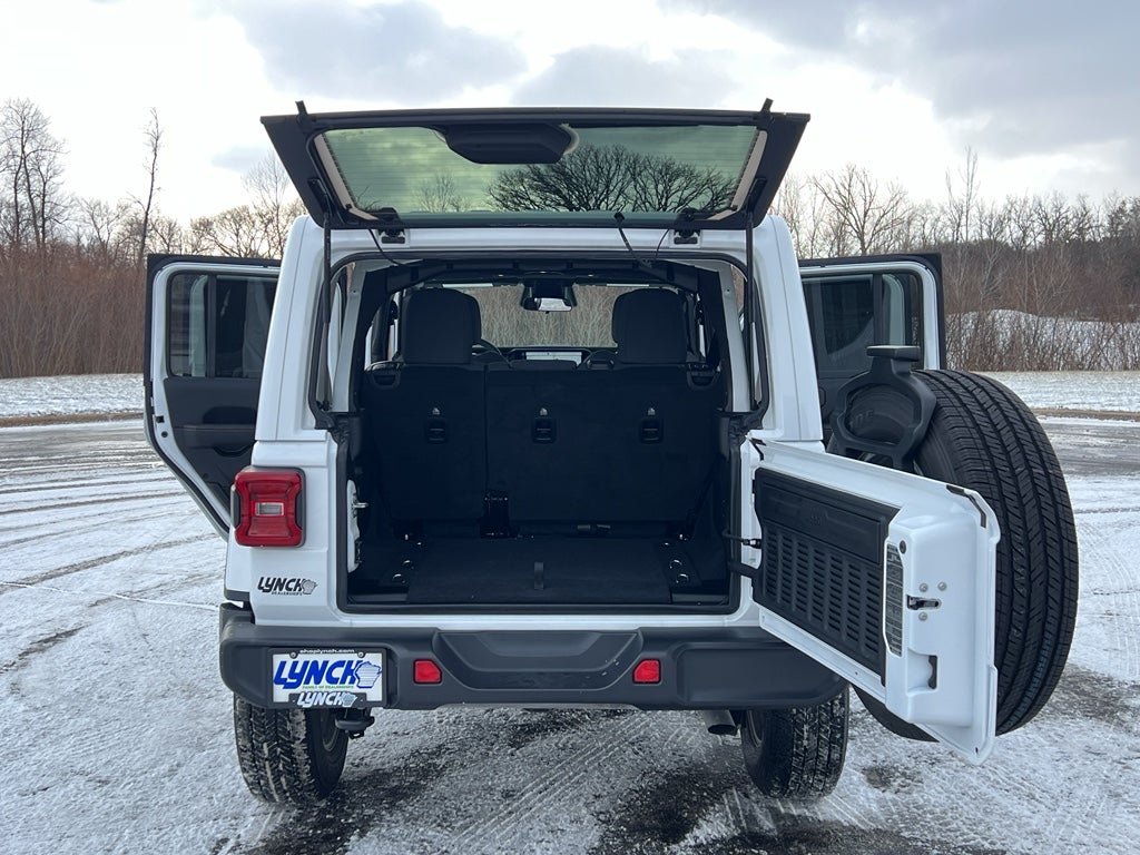 2025 Jeep Wrangler Sahara