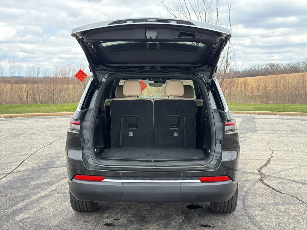 2024 Jeep Grand Cherokee L Limited w/Tow Package