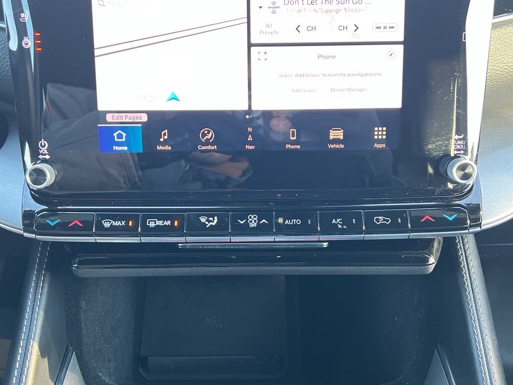 2024 Jeep Wagoneer Series II Carbide w/Entertainment