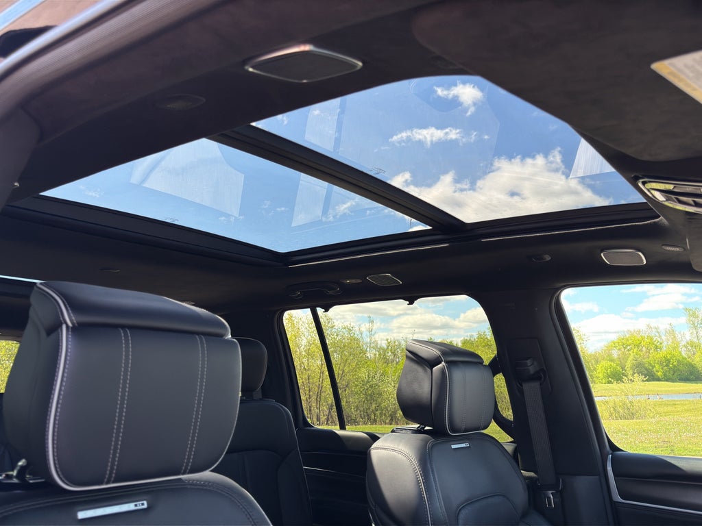 2024 Jeep Grand Wagoneer Series II Obsidian