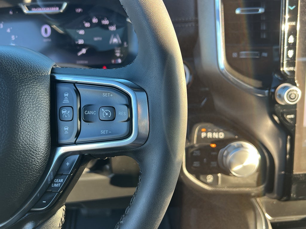 2025 RAM 1500 Laramie Night Edition w/Moonroof