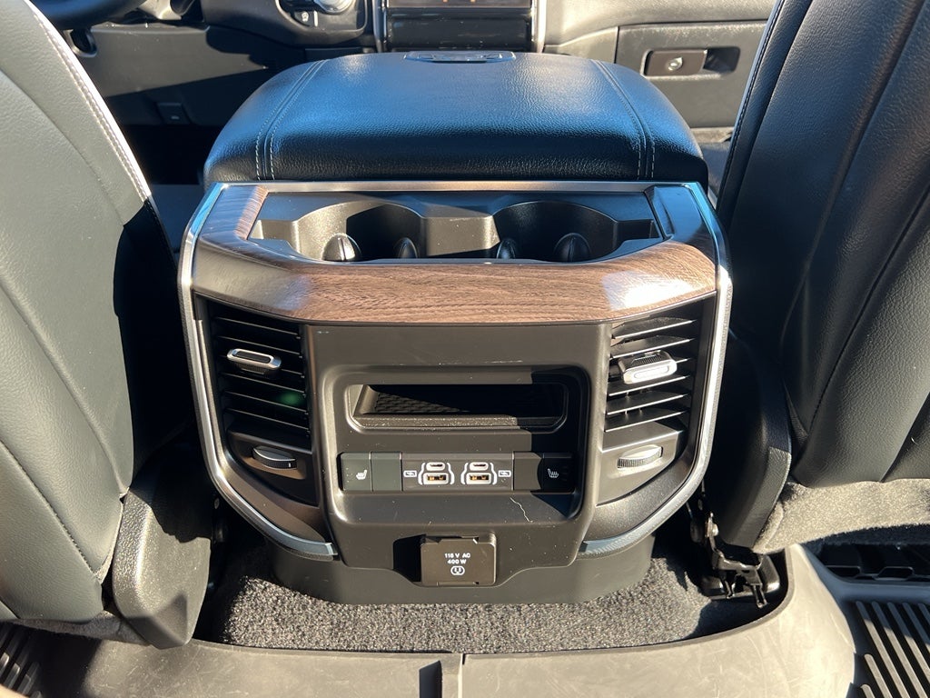 2025 RAM 1500 Laramie Night Edition w/Moonroof