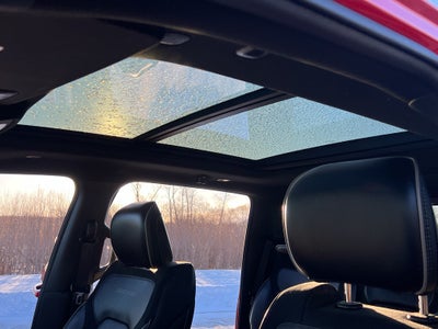 2021 RAM 1500 Laramie Night Edition w/Moonroof