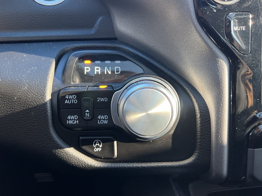 2023 RAM 1500 Laramie Night Edition w/Moonroof