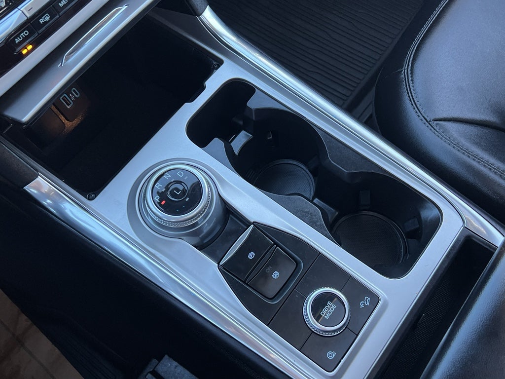 2023 Ford Explorer XLT 202A w/Moonroof