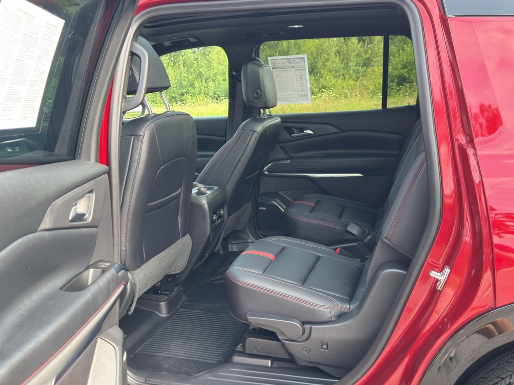 2024 Chevrolet Traverse AWD RS
