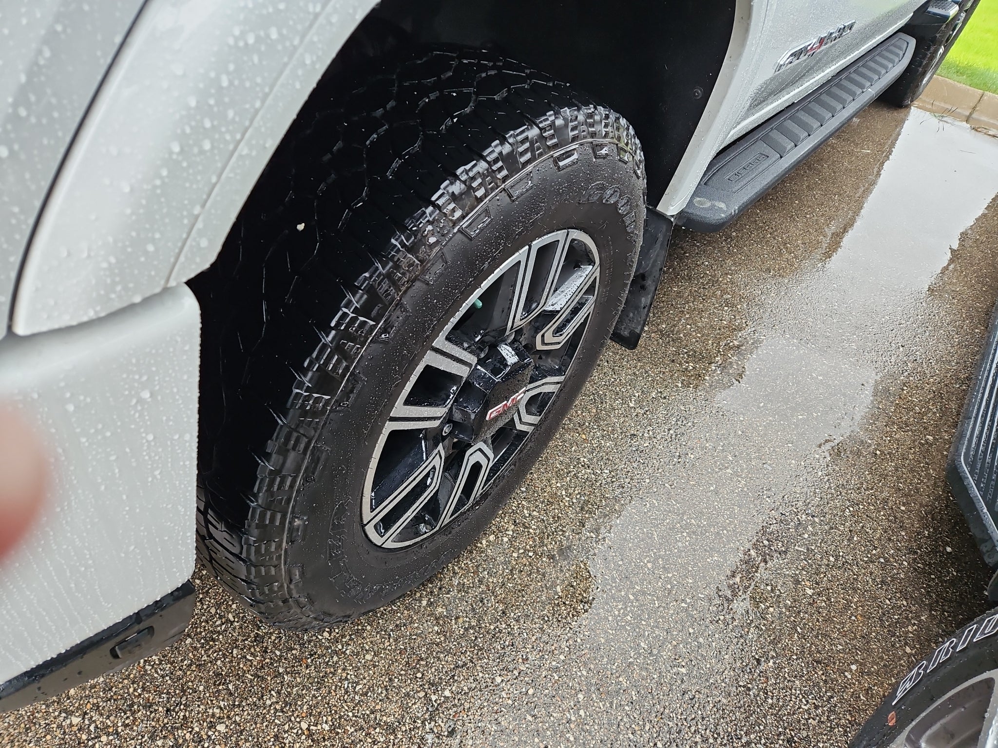 2022 GMC Sierra AT4