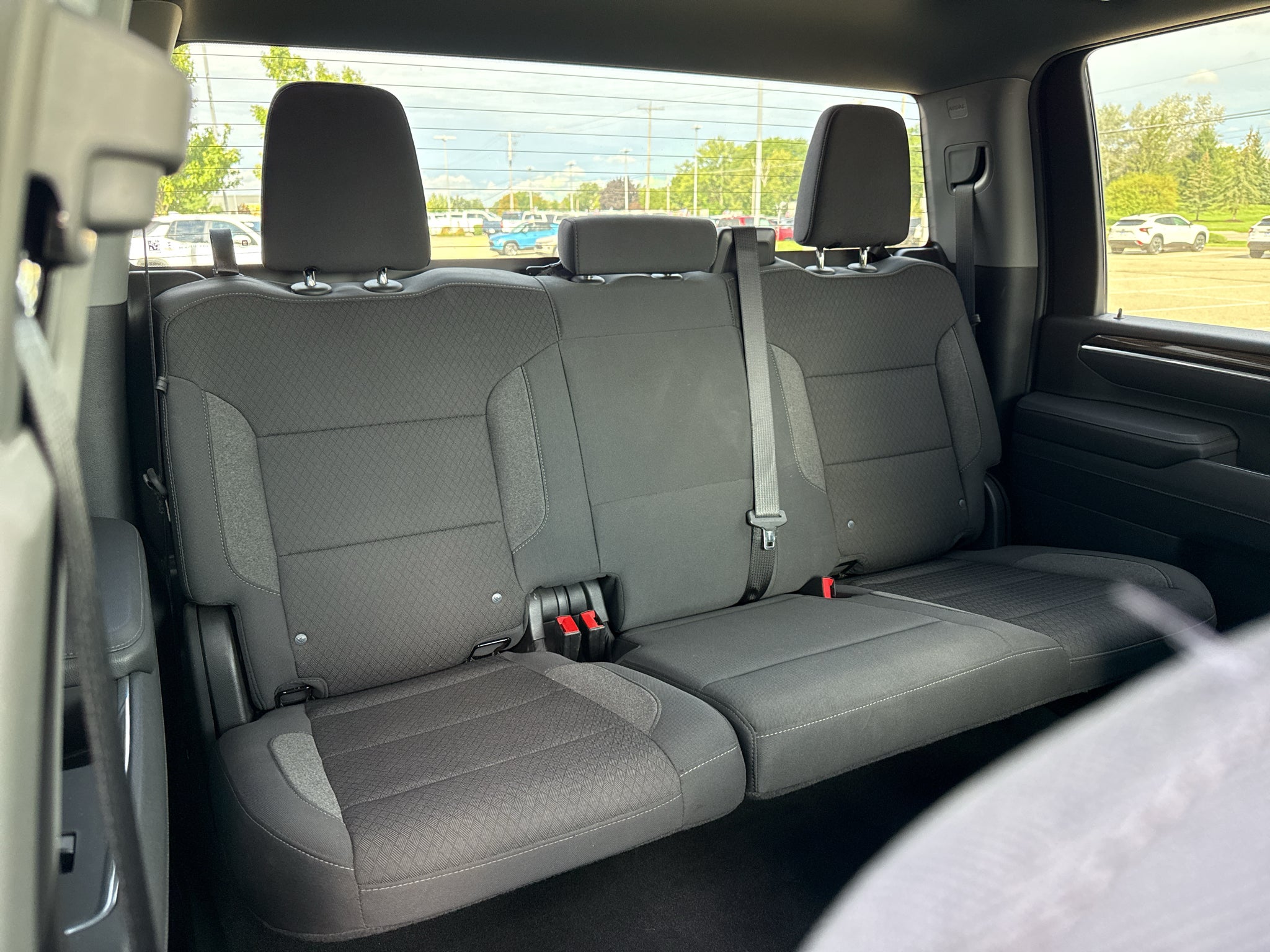 2025 Chevrolet Silverado LT