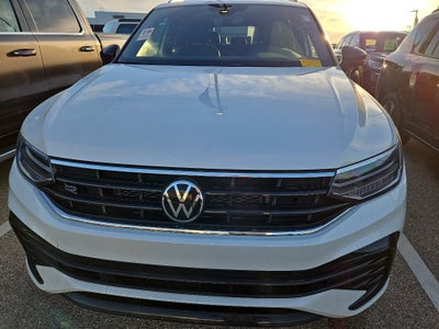 2023 Volkswagen Tiguan SE R-Line Black