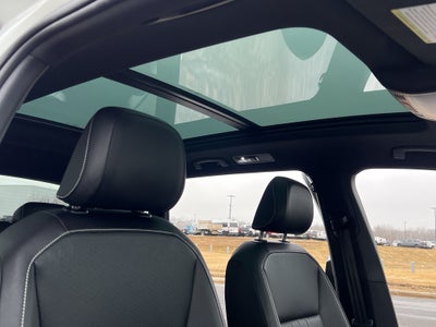 2023 Volkswagen Tiguan SE R-Line Black