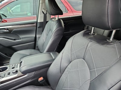 2024 Toyota Highlander Platinum