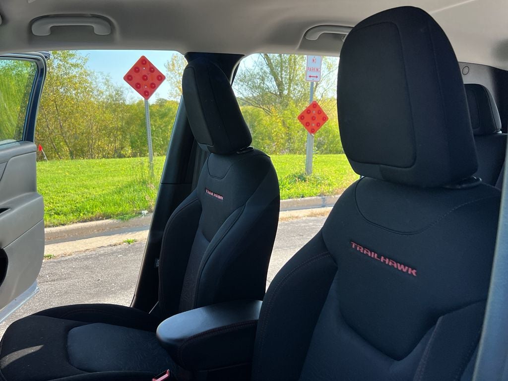 2023 Jeep Renegade Trailhawk