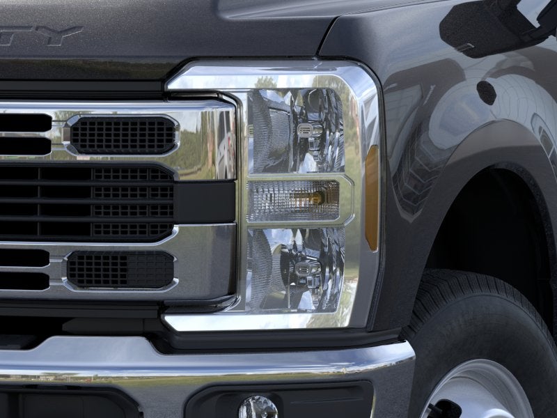 2026 Ford Super Duty F-350 DRW Chassis Cab XL