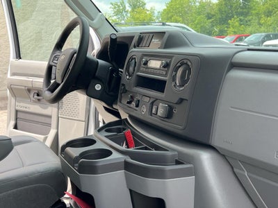 2025 Ford E-Series Cutaway E-350 SRW 138" WB