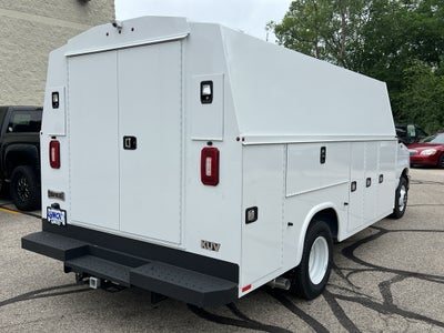 2026 Ford E-Series Cutaway E-350 SRW 138" WB