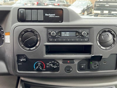 2025 Ford E-Series Cutaway E-350 SRW 138" WB