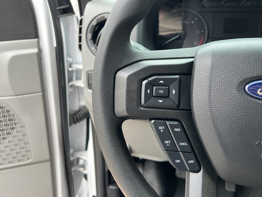 2025 Ford E-Series Cutaway E-350 SRW 138" WB