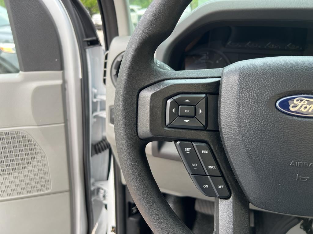 2025 Ford E-Series Cutaway E-450 DRW 158" WB