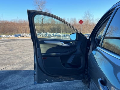 2025 Ford Escape Platinum