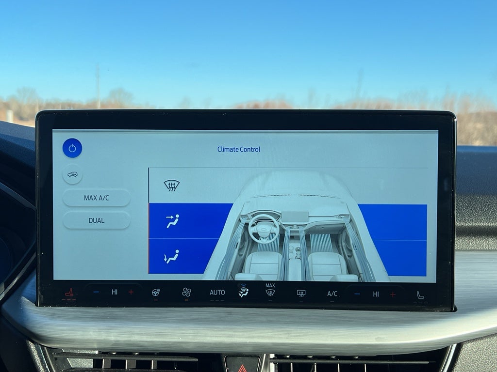 2025 Ford Escape Platinum