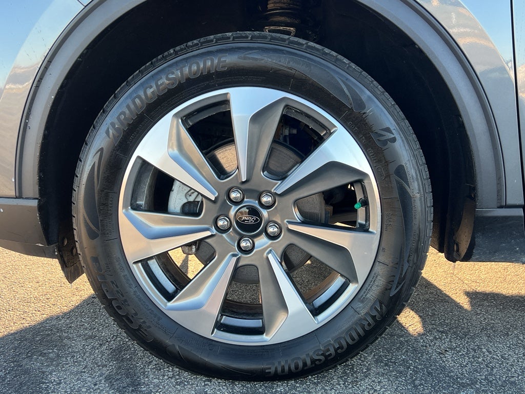 2025 Ford Escape Platinum