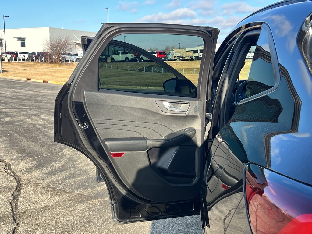 2023 Ford Escape ST-Line Select