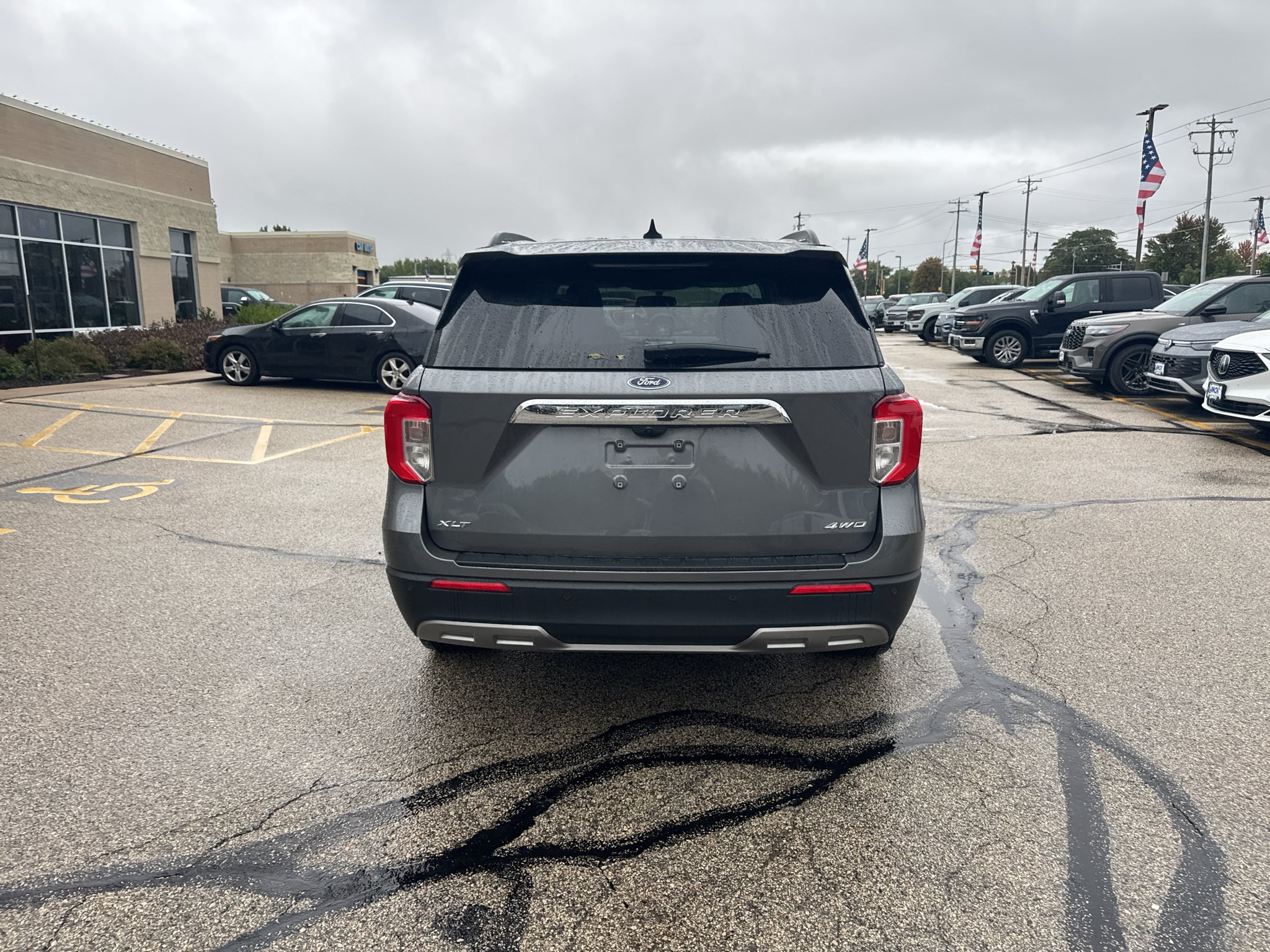 2024 Ford Explorer XLT