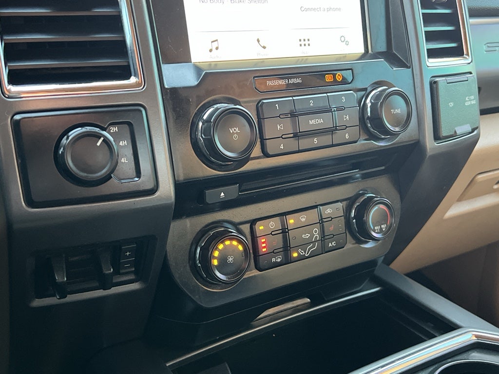 2017 Ford Super Duty F-250 Pickup XLT