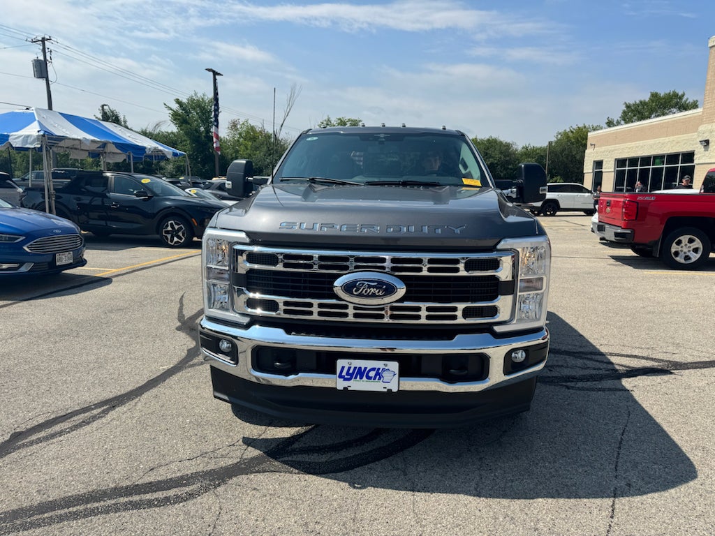 2023 Ford Super Duty F-250 Pickup XLT