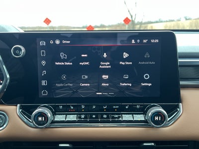 2025 GMC Canyon 4WD AT4