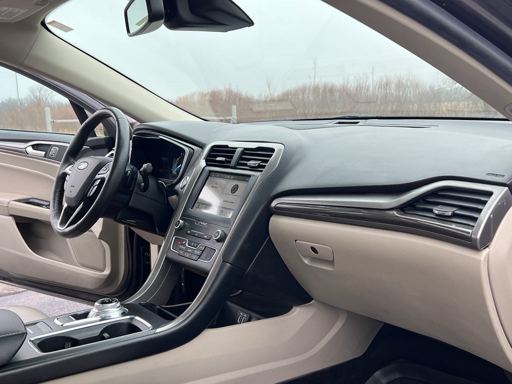 2019 Ford Fusion SEL