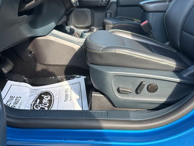 2025 Ford Maverick Lobo Standard