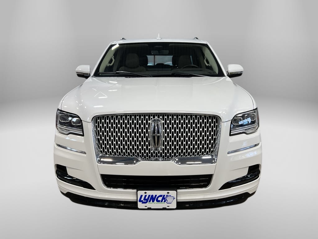 2023 Lincoln Navigator L Reserve