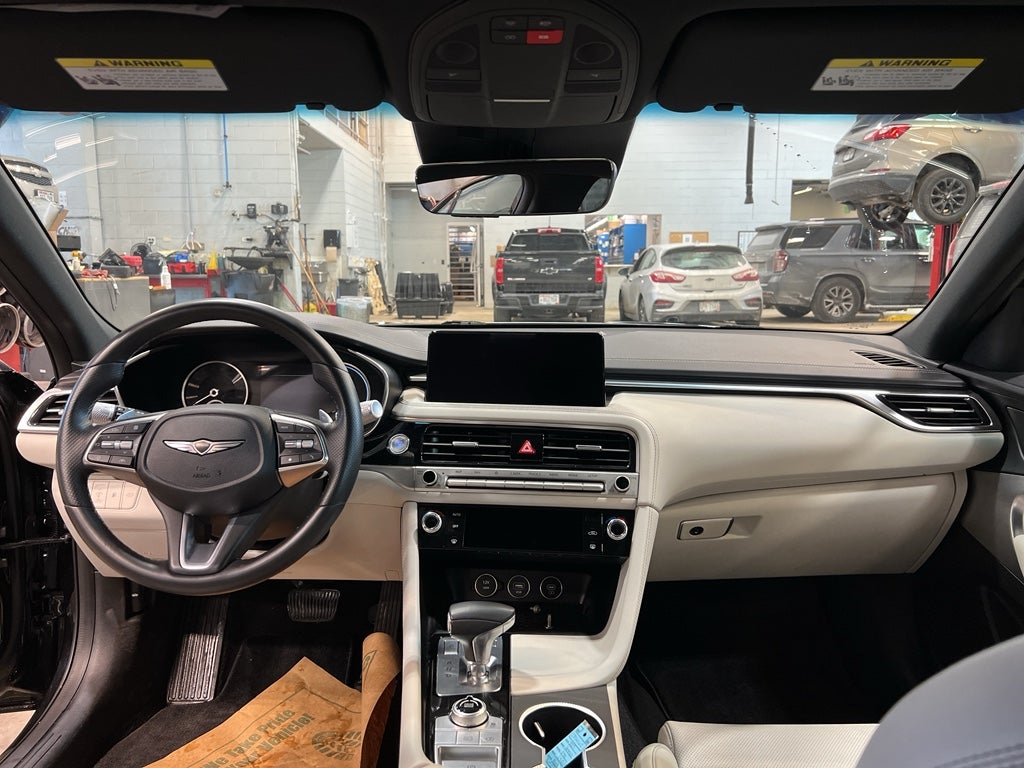 2025 Genesis G70 2.5T