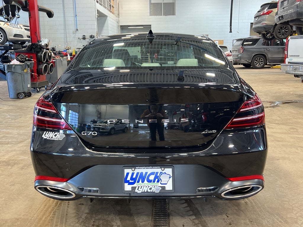 2025 Genesis G70 2.5T